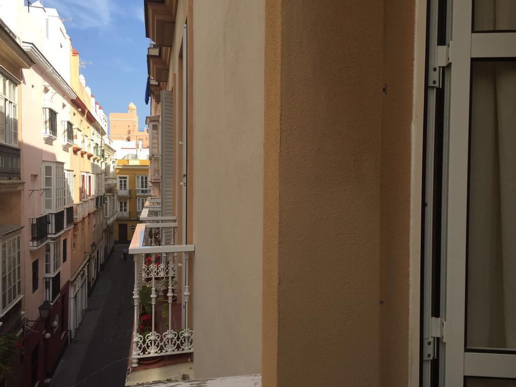 Apartamento San Pedro Cadiz Luaran gambar
